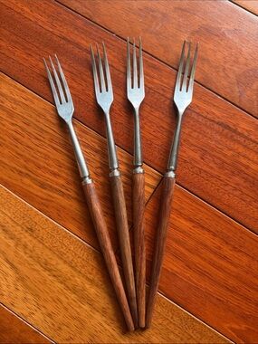 Fondue Forks set of 4 Wooden Handle Stainless Steel Appetizer Forks